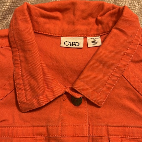 Preowned XL vest - Picture 2 of 3